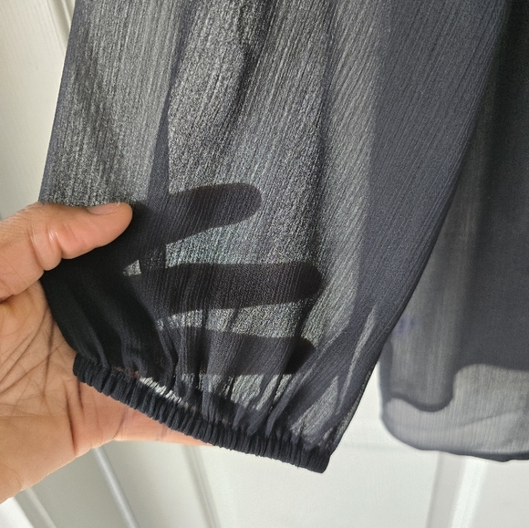 Loft Ann Taylor Sheer Blouse XS Black 3/4 Sleeves See Thru Pleated Front Y2k - Picture 6 of 12